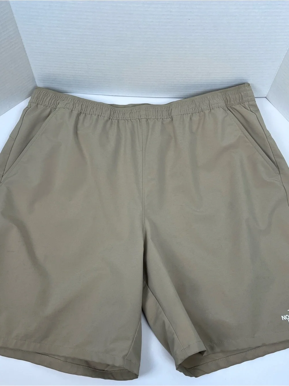 The North Face Men's Wander 2.0 Hybrid Shorts Size L Activewear, Outdoor, Hiking